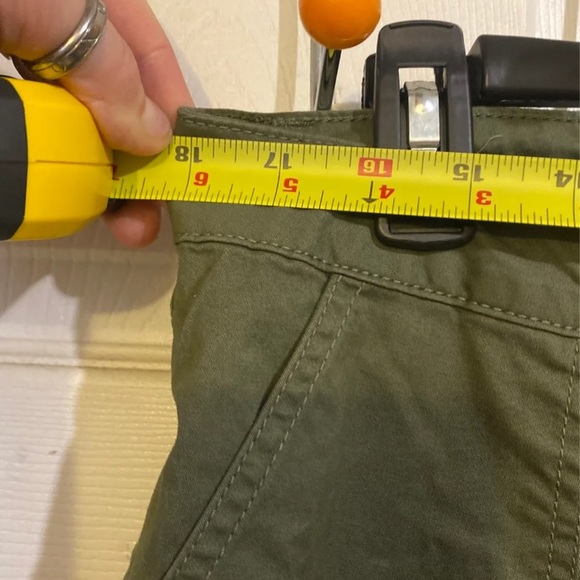 SOLD***3/$45***NWT Army Green Pants Size 16 - Picture 4 of 6